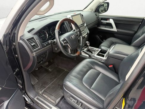 Used 2017 Toyota Land Cruiser AWD/4WD image 15