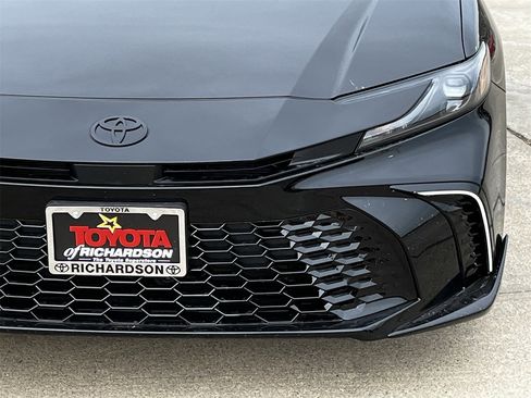 New 2026 Toyota Camry Hybrid image 8