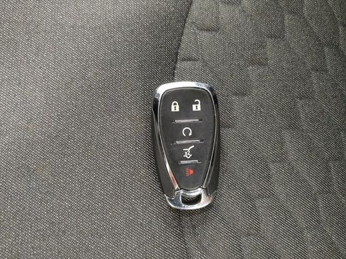 Used 2020 Chevrolet Equinox LT w/ Driver Convenience Package FWD image 32