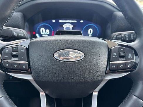 Used 2025 Ford Explorer Platinum w/ LUX Leather Package image 28