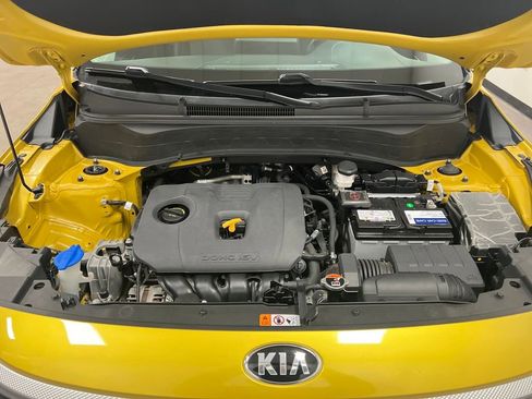 Used 2021 Kia Seltos S image 25