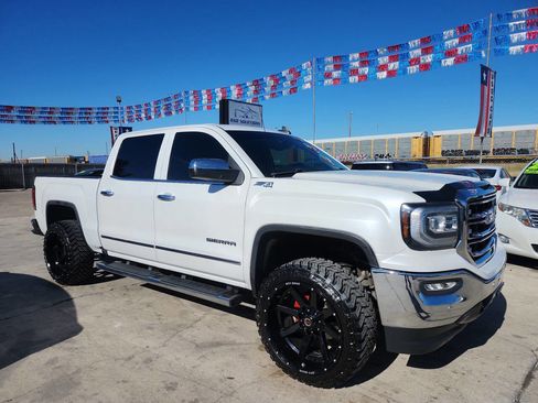Used 2018 GMC Sierra 1500 SLT image 1