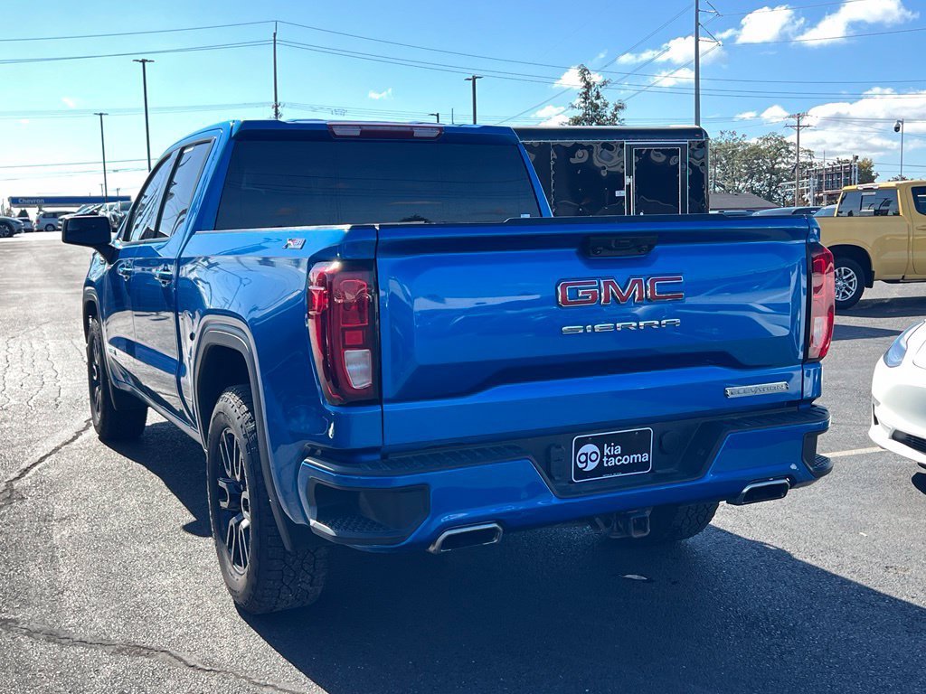 Used 2022 GMC Sierra 1500 Elevation w/ X31 Off-Road Package AWD/4WD image 9