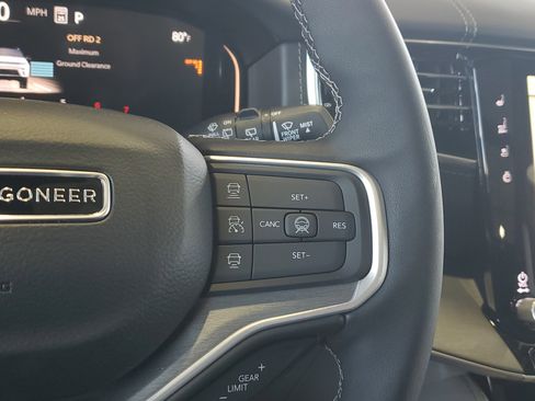 New 2026 Jeep Grand Wagoneer L Limited AWD/4WD image 23