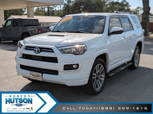 Used 2022 Toyota 4Runner TRD Sport image 3