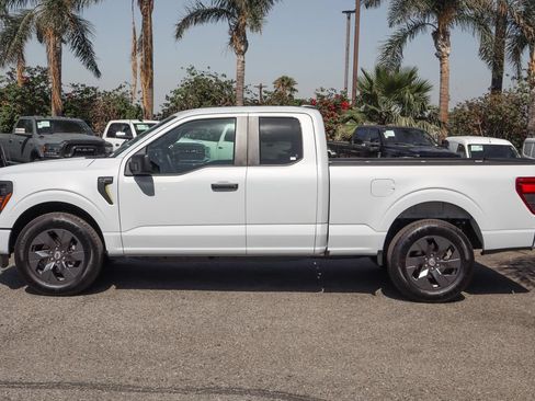 Used 2025 Ford F150 STX w/ Equipment Group 200A RWD image 5