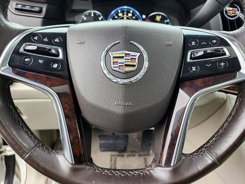 Used 2015 Cadillac Escalade Premium image 17