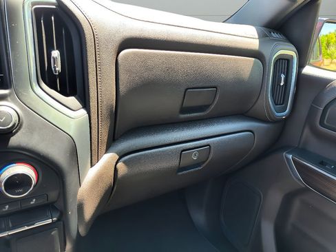 Used 2021 Chevrolet Silverado 1500 LT image 21