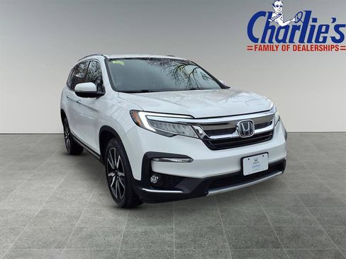 Used 2022 Honda Pilot Touring image 3