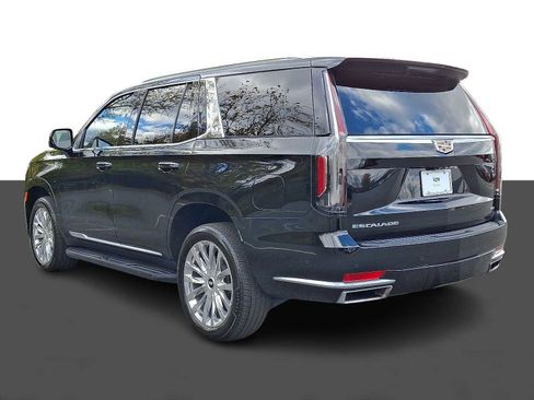 Used 2024 Cadillac Escalade Premium Luxury image 4