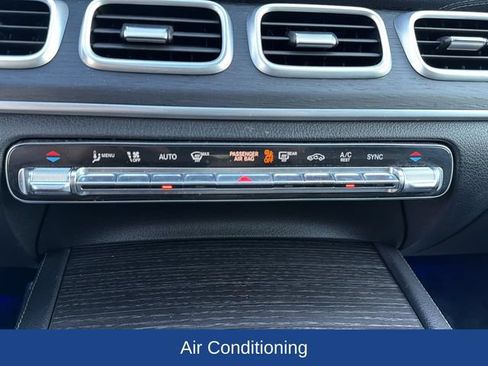 Used 2021 Mercedes-Benz GLS 450 4MATIC image 15