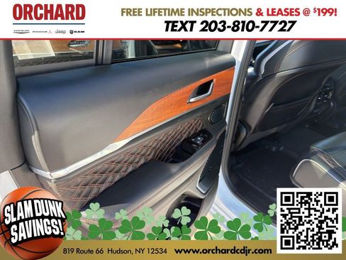 Used 2025 Jeep Grand Cherokee Summit image 46