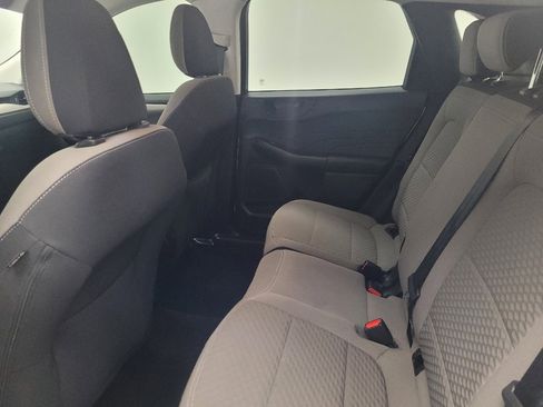 Used 2022 Ford Escape SE FWD image 18