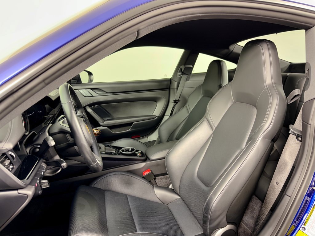 Certified 2024 Porsche 911 Carrera T RWD image 5