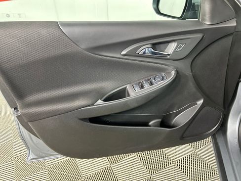 Used 2023 Chevrolet Malibu LT image 11