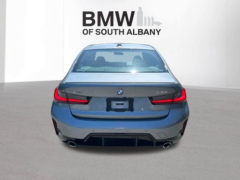 Used 2023 BMW 330i xDrive Sedan w/ M Sport Package AWD/4WD image 7
