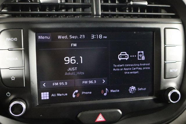 Used 2024 Kia Soul LX w/ LX Technology Package FWD image 34