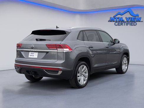 Used 2023 Volkswagen Atlas Cross Sport SE image 12