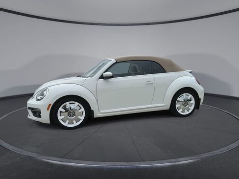 Used 2019 Volkswagen Beetle 2.0T S image 5