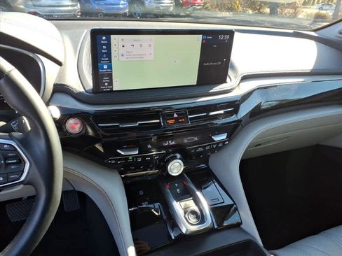 Certified 2025 Acura MDX SH-AWD w/ Advance Package image 10