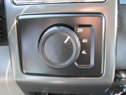 Used 2021 Ford F350 XLT image 23