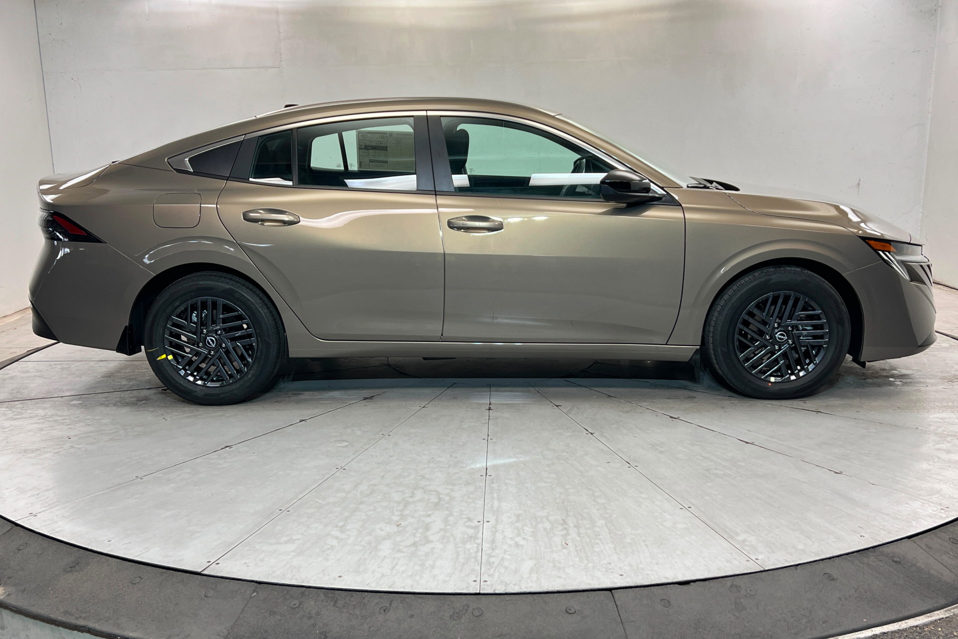 New 2027 Nissan Sentra SV w/ Floor Mat Package FWD image 6