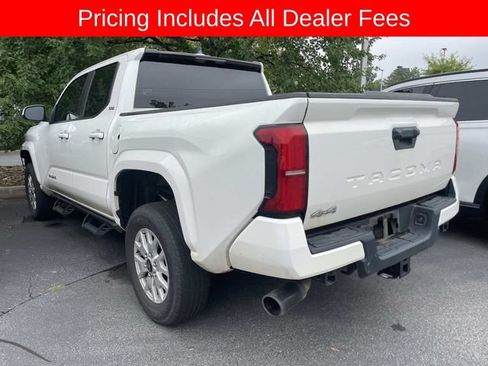 Used 2024 Toyota Tacoma SR5 AWD/4WD image 6