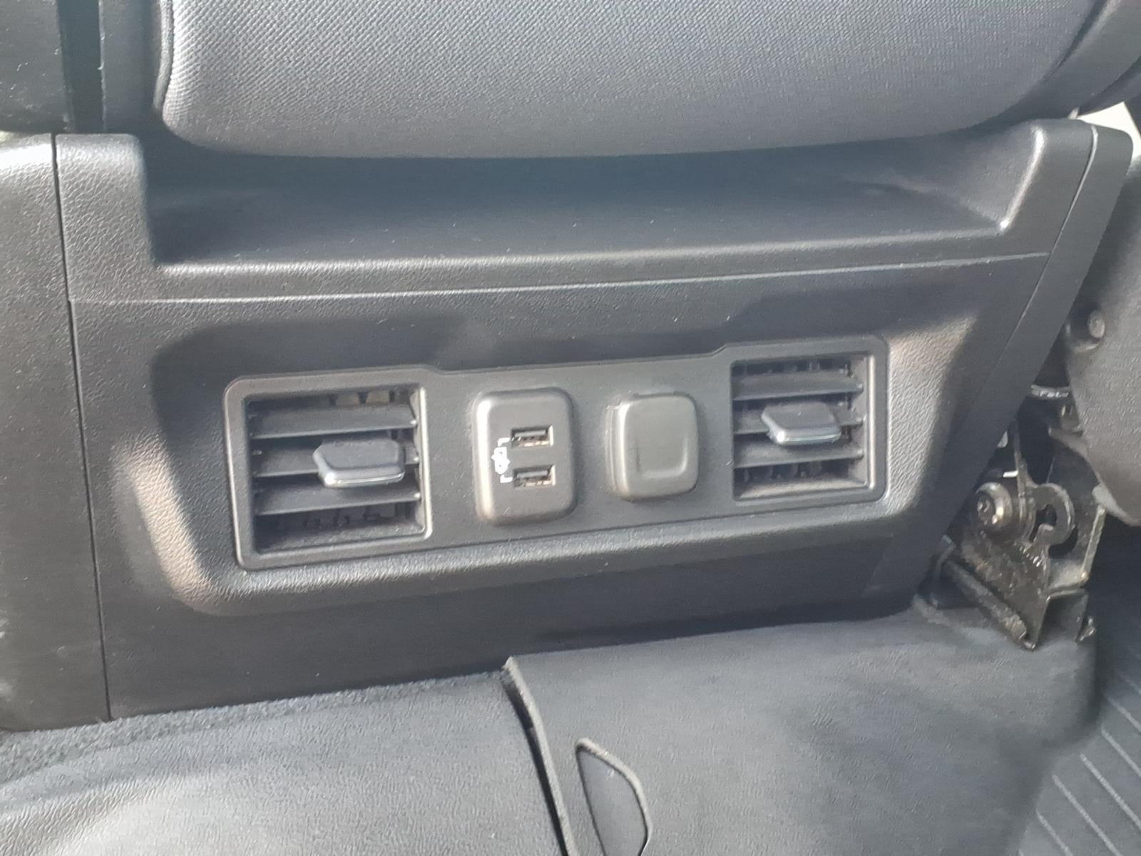 Certified 2021 Chevrolet Silverado 1500 LT AWD/4WD image 15