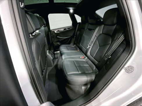 New 2026 Porsche Macan S image 20