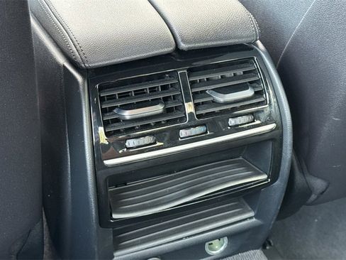 Used 2019 BMW 530e w/ Convenience Package image 16