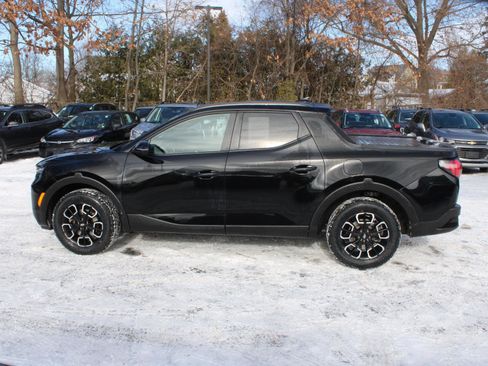 Used 2023 Hyundai Santa Cruz SEL Premium image 5