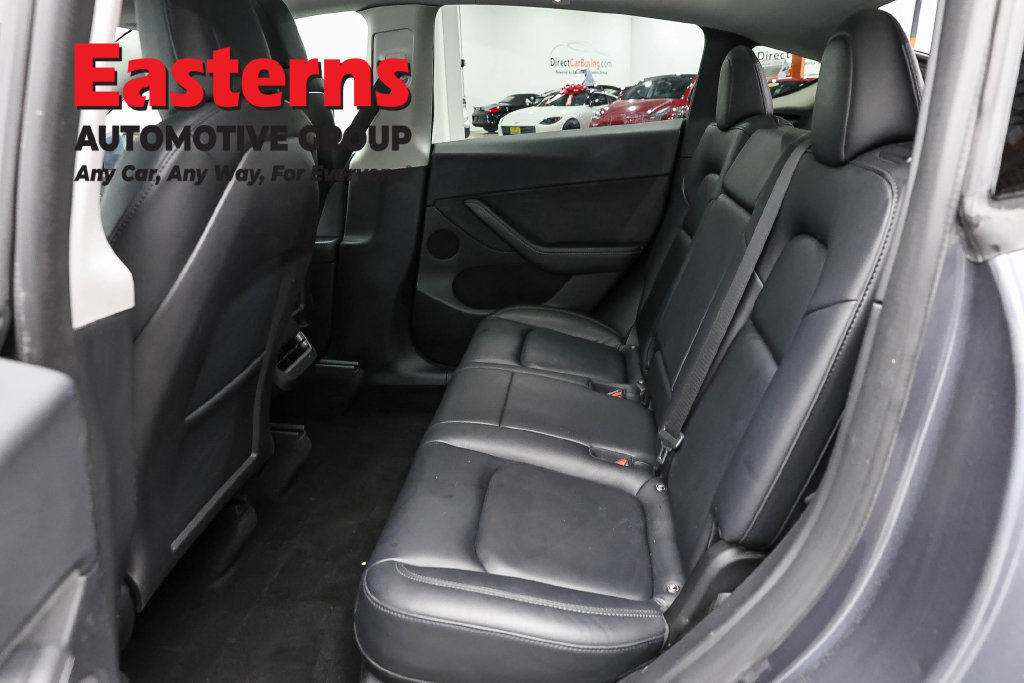 Used 2022 Tesla Model Y Long Range AWD/4WD image 17