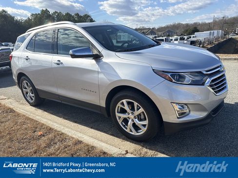 Used 2018 Chevrolet Equinox Premier image 1