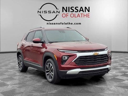 Used 2025 Chevrolet TrailBlazer LT image 28