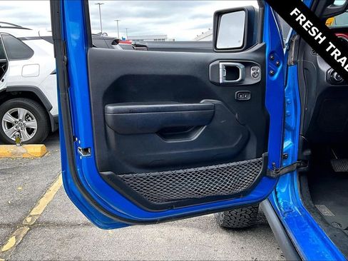 Used 2023 Jeep Wrangler Unlimited Rubicon AWD/4WD image 20