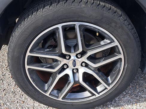 Used 2016 Ford Explorer Sport image 7