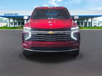 New 2026 Chevrolet Suburban Premier w/ Sun And Tow Package AWD/4WD video 3