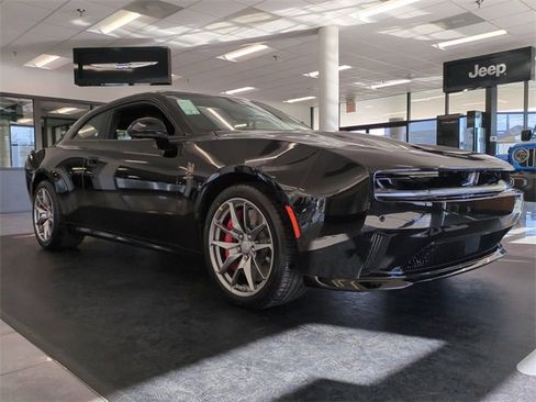 New 2025 Dodge Charger R/T Scat Pack w/ Track Pack image 2