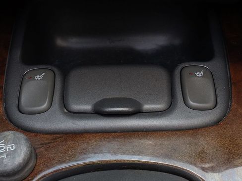 Used 2004 Volvo C70 HT FWD image 35