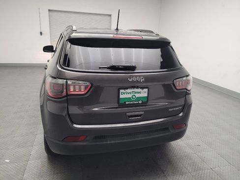 Used 2018 Jeep Compass Sport image 6