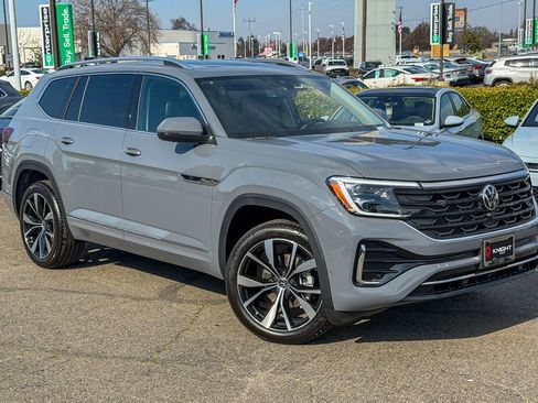 New 2026 Volkswagen Atlas SEL Premium R-Line image 3