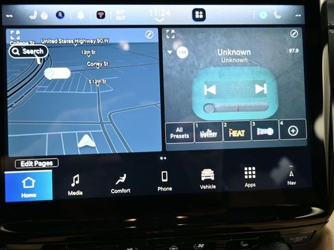 New 2025 Jeep Grand Cherokee L Limited w/ Luxury Tech Group II image 3