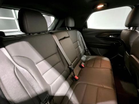 Used 2025 Chevrolet TrailBlazer RS w/ Convenience Package image 26