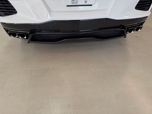 Used 2021 Chevrolet Corvette Stingray 3LT w/ Z51 Performance Package image 26