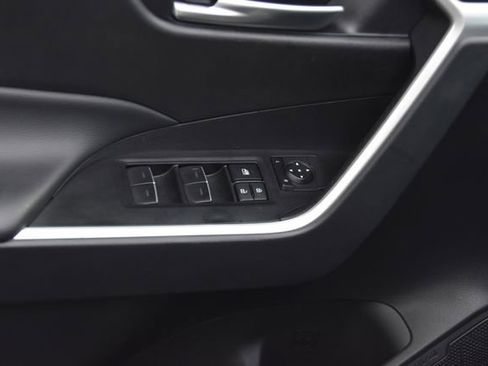 Used 2025 Toyota RAV4 XLE image 24