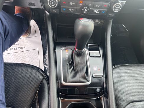 Used 2022 Jeep Compass Limited w/ (RED) Package image 18