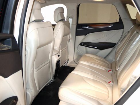 Used 2017 Lincoln MKC Select w/ Lincoln MKC Climate Package image 52