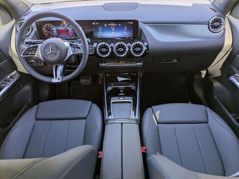 Used 2026 Mercedes-Benz GLA 250 4MATIC image 14