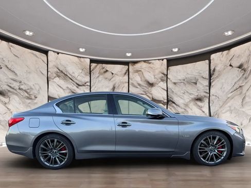 Used 2017 INFINITI Q50 Red Sport 400 RWD image 4