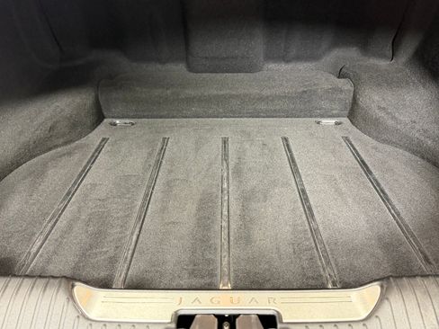 Used 2012 Jaguar XJ L Supercharged image 22